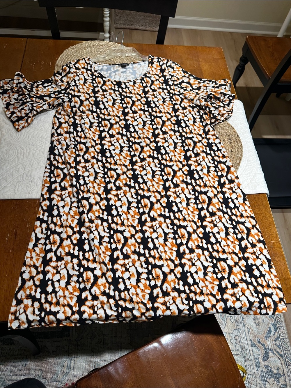 New Directions Black, White & Orange Printed Shift Dress
